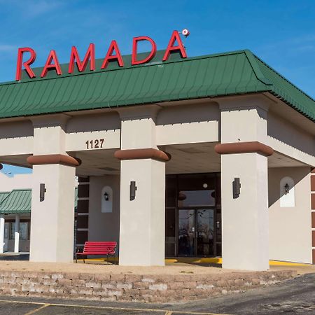 Ramada by Wyndham Mountain Home Bagian luar foto