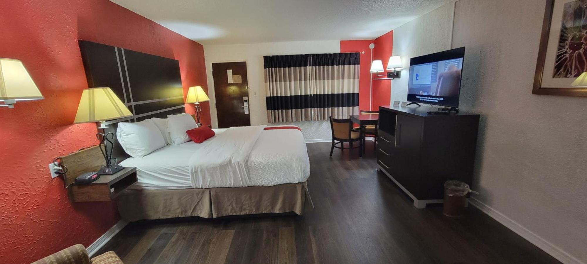 Ramada by Wyndham Mountain Home Bagian luar foto