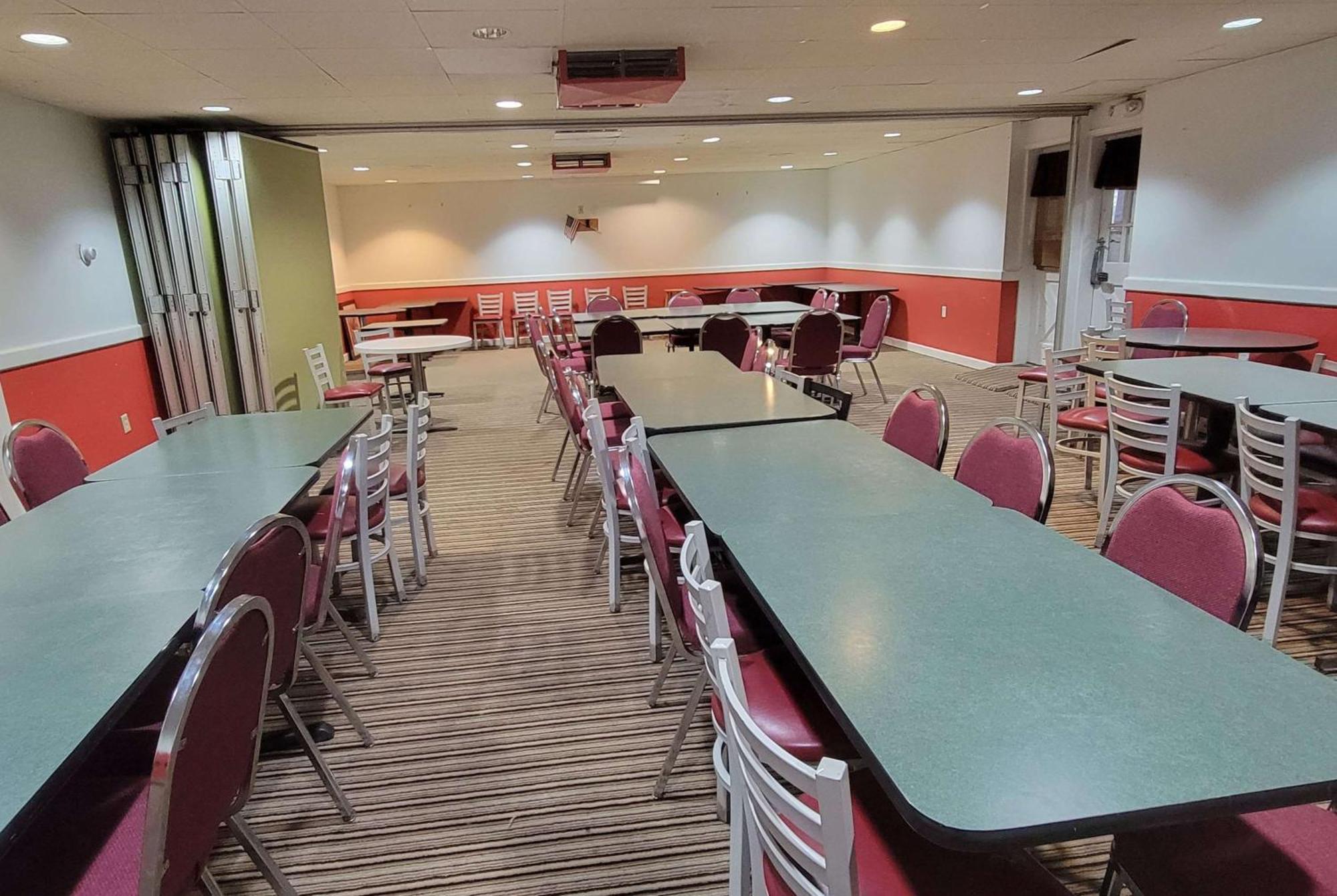 Ramada by Wyndham Mountain Home Bagian luar foto