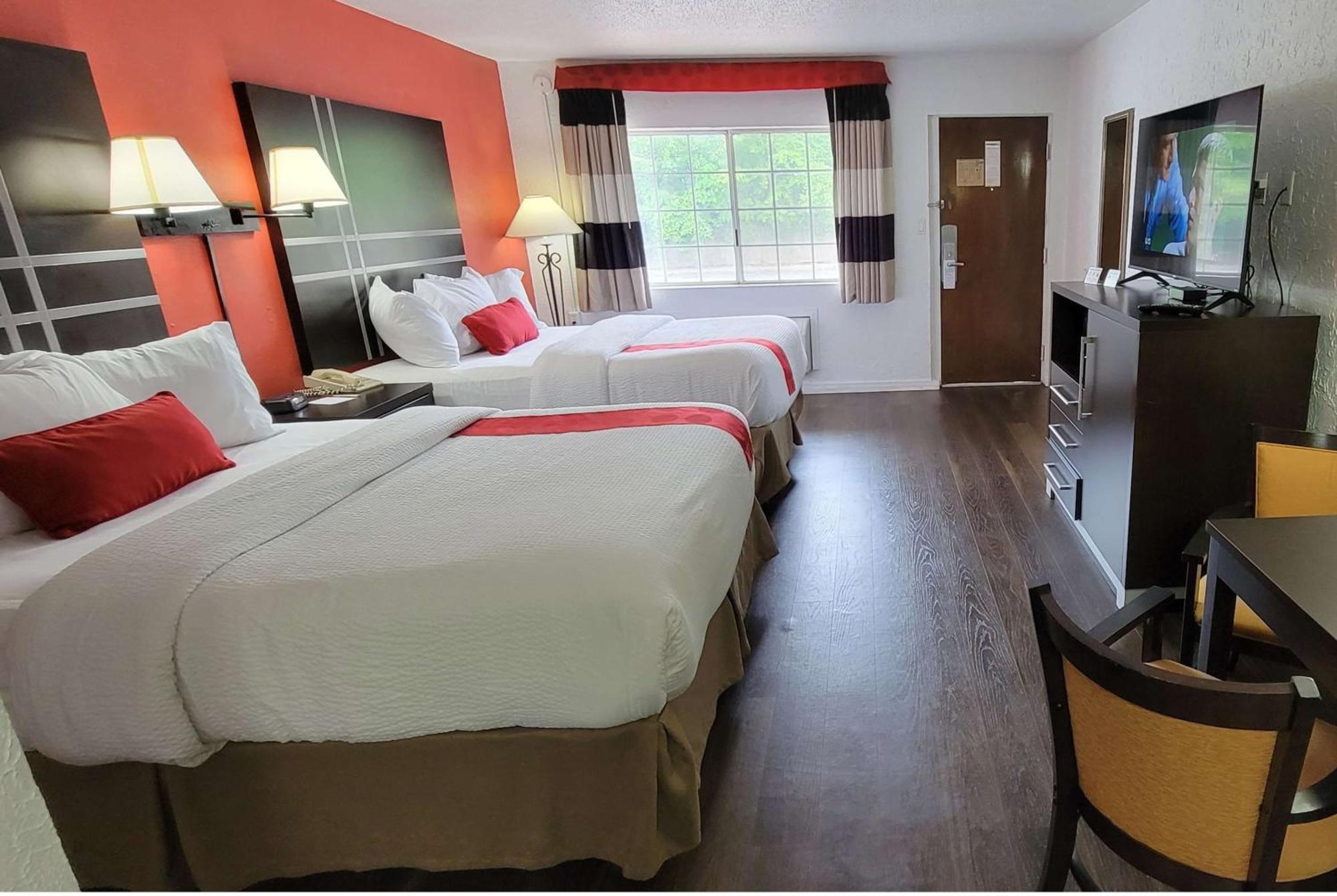 Ramada by Wyndham Mountain Home Bagian luar foto