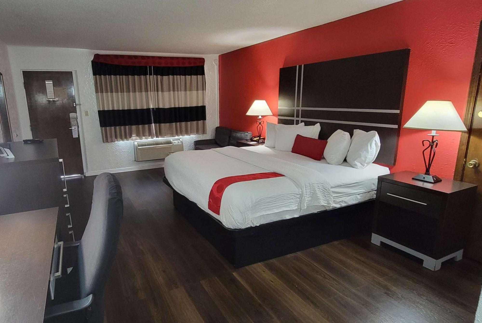 Ramada by Wyndham Mountain Home Bagian luar foto