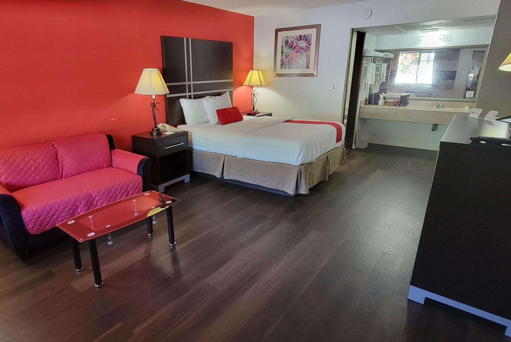 Ramada by Wyndham Mountain Home Bagian luar foto