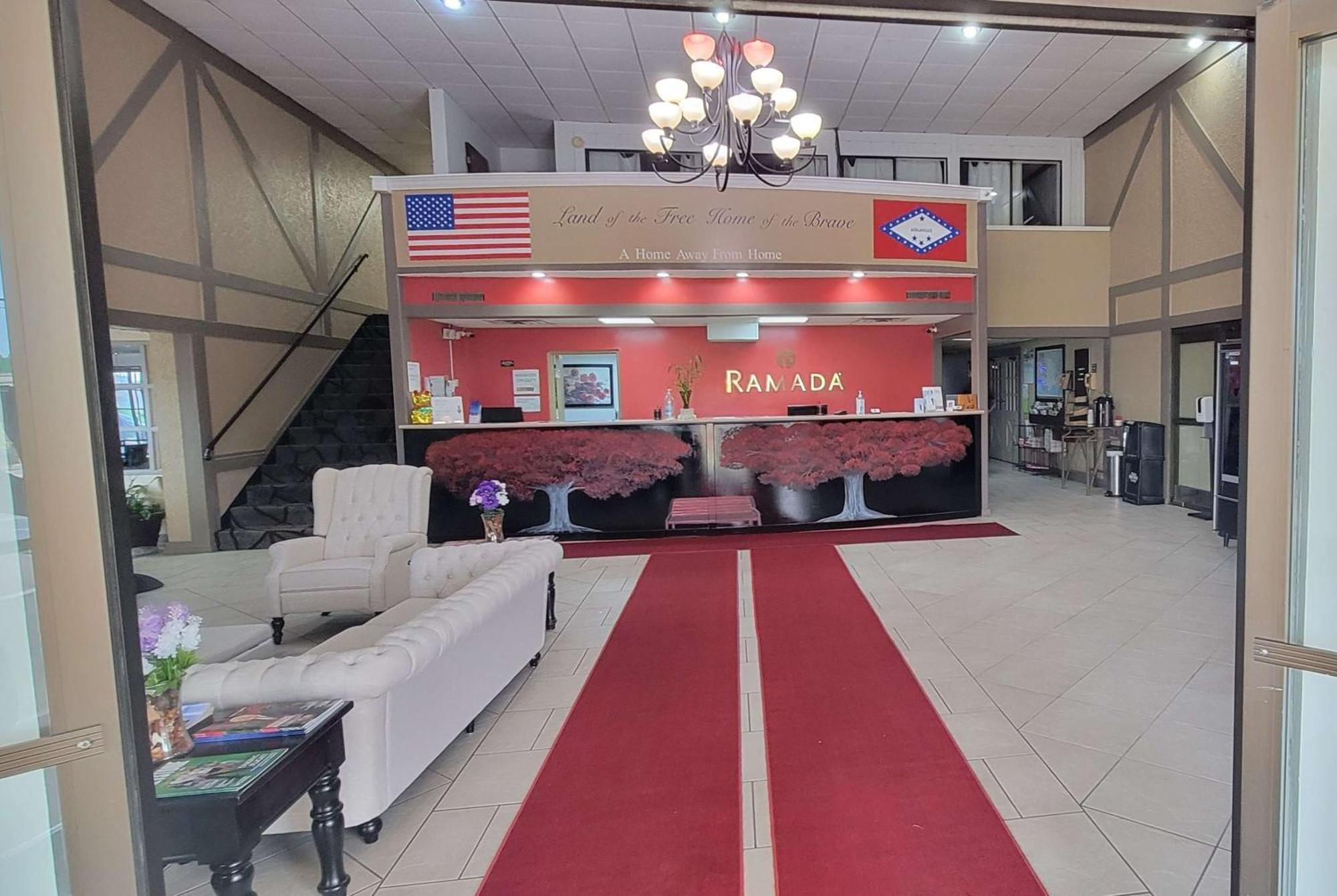 Ramada by Wyndham Mountain Home Bagian luar foto
